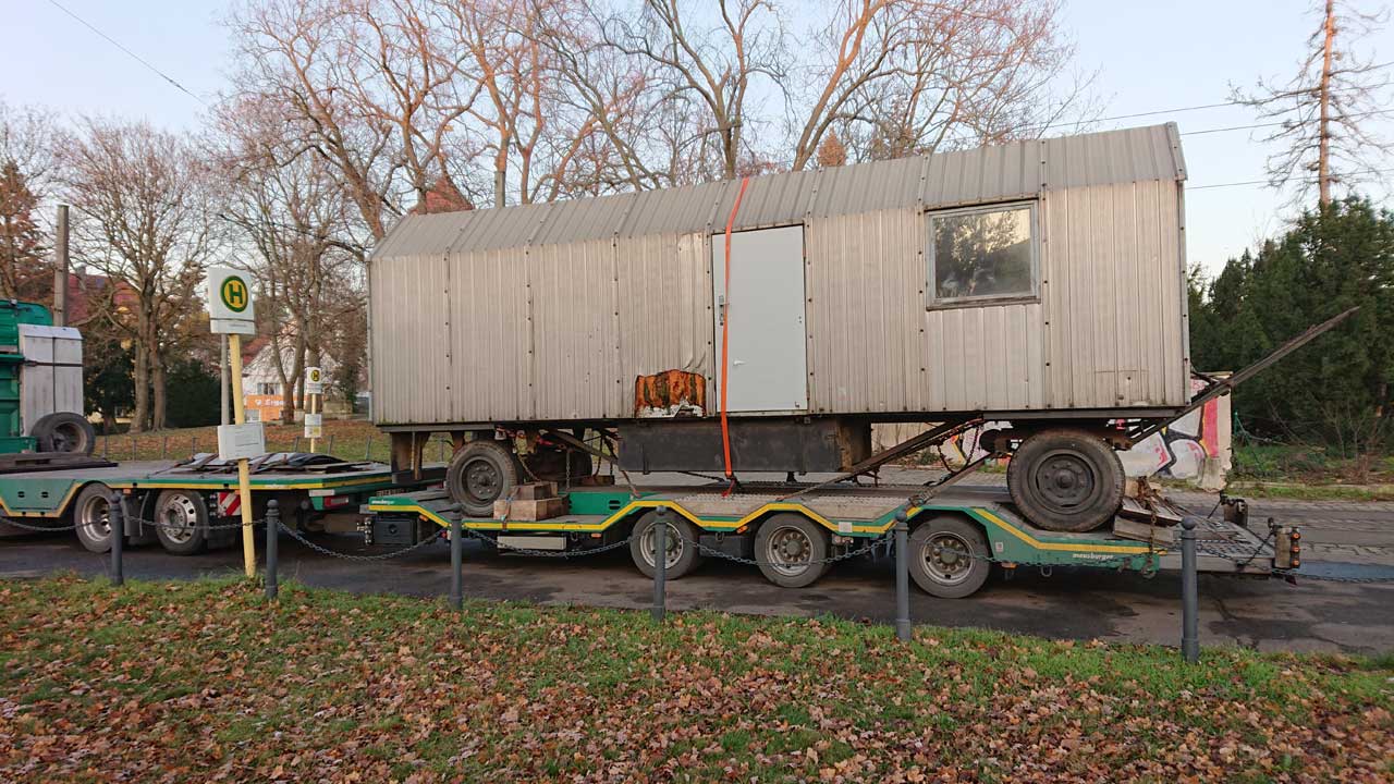 Tiny House Umbau - DDR Castorwagen Transport
